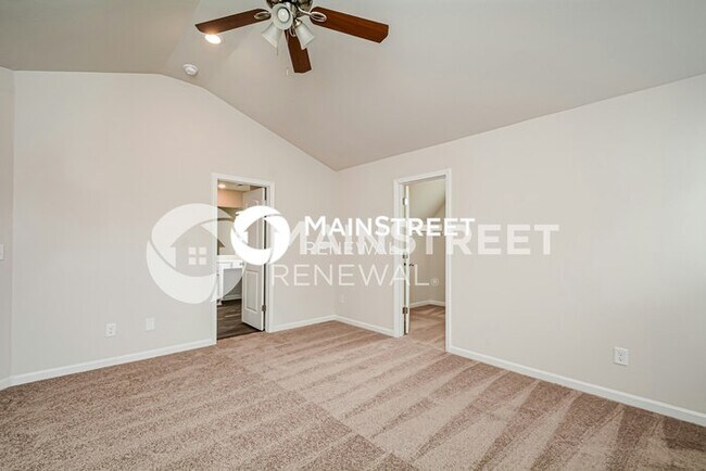 Building Photo - 4 Bedroom Pet-Friendly Home in Zebulon, NC with Main Street Renewal
