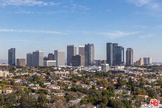 Building Photo - 10590 Wilshire Blvd