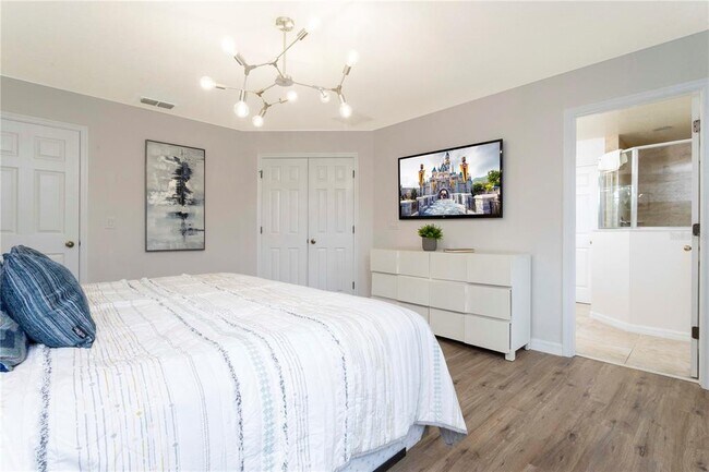 Building Photo - 650 Las Fuentes Dr