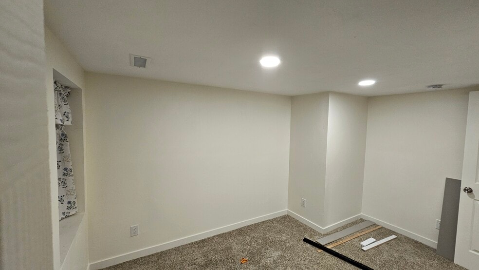 Main Bedroom - 3407 S 3690 W