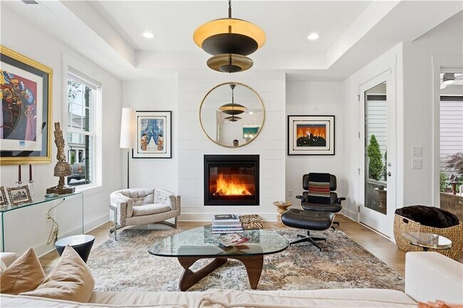 Building Photo - 158 Kingwood Dr