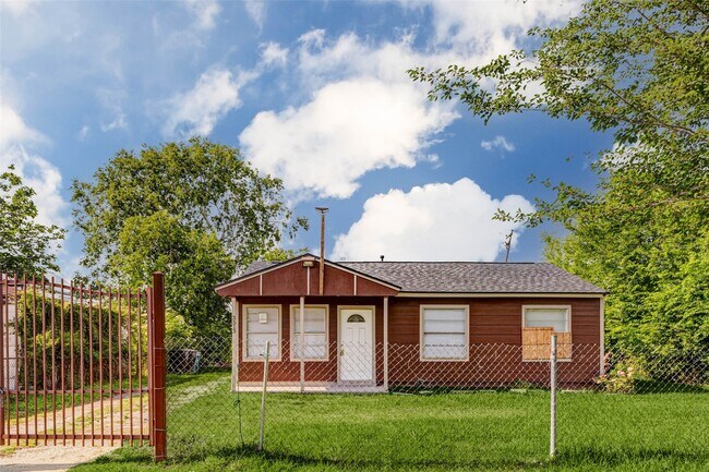 Building Photo - 3513 Bloomfield St