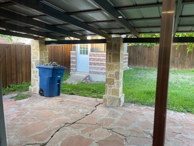 Building Photo - 4539 Guadalajara Dr