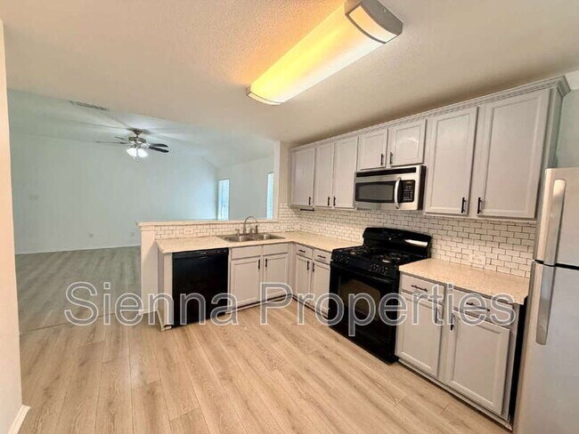 Building Photo - 1148 Shadow Creek Blvd
