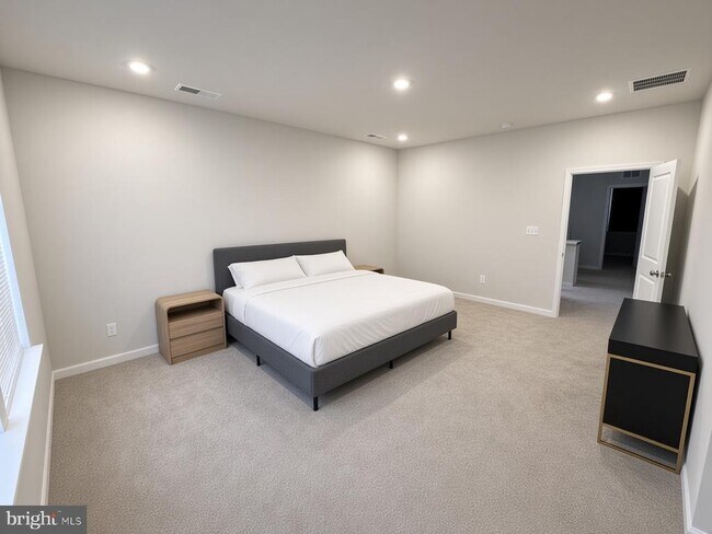 Building Photo - 42 Trout Lily Dr