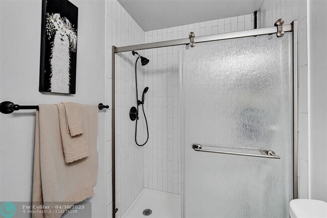 Building Photo - 1070 NW 85th Terrace