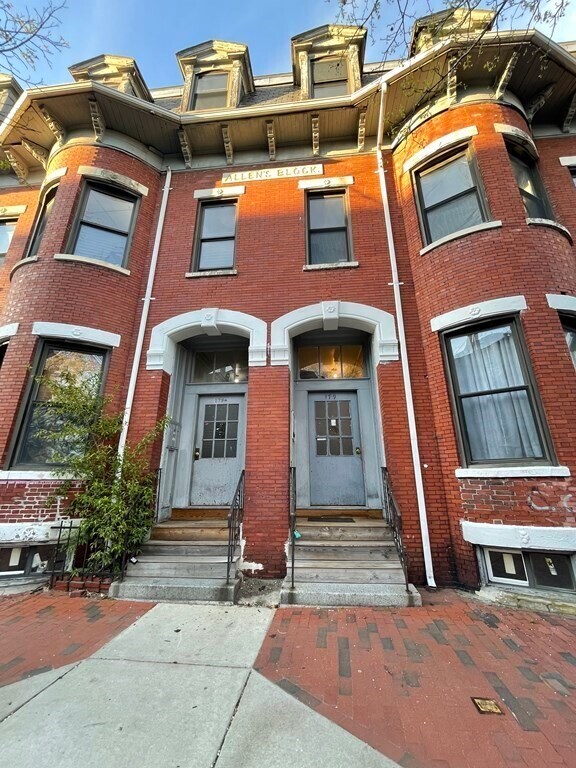 Building Photo - 179 Harvard St