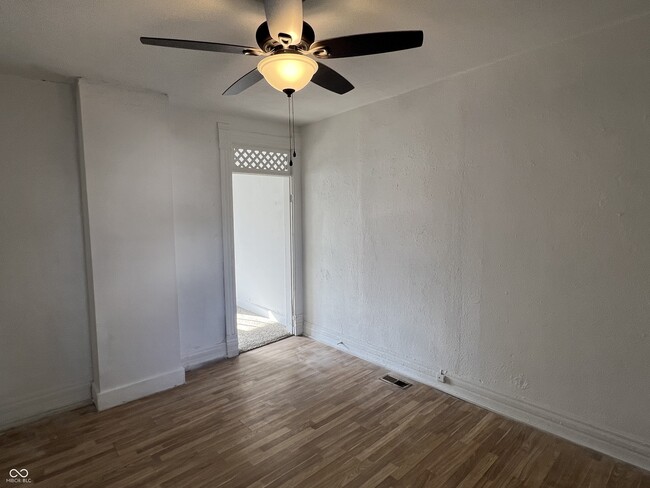 Building Photo - 231 E South C St