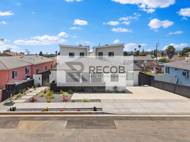 Building Photo - 2722 Nye St