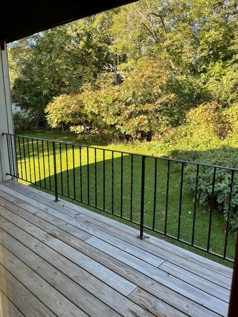 Private Balcony - Hillside House Apartments