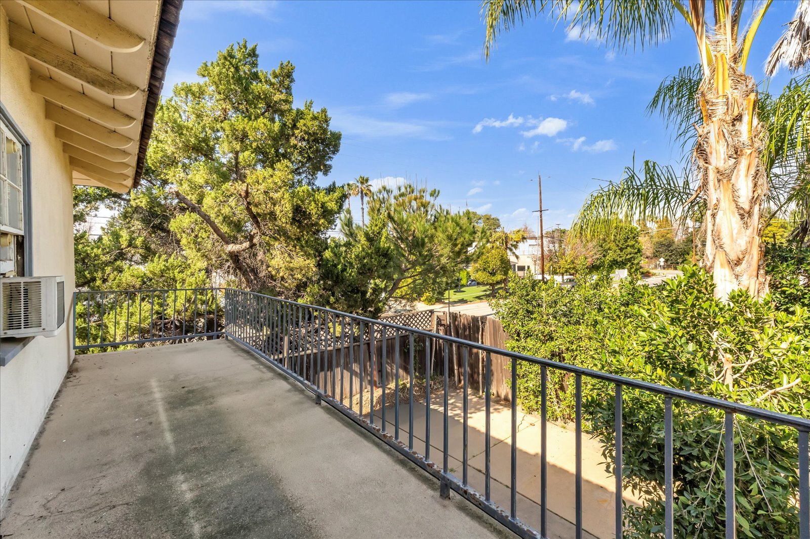 Building Photo - 16553 Hartsook St