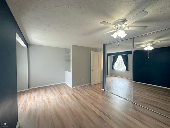 Building Photo - 9430 Aspen Grove Ln