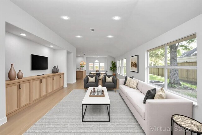 Building Photo - 38 Bayou Springs Ct