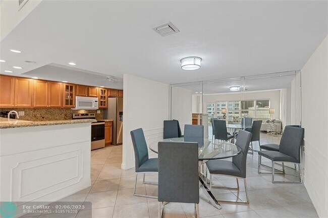 Building Photo - 3850 Galt Ocean Dr