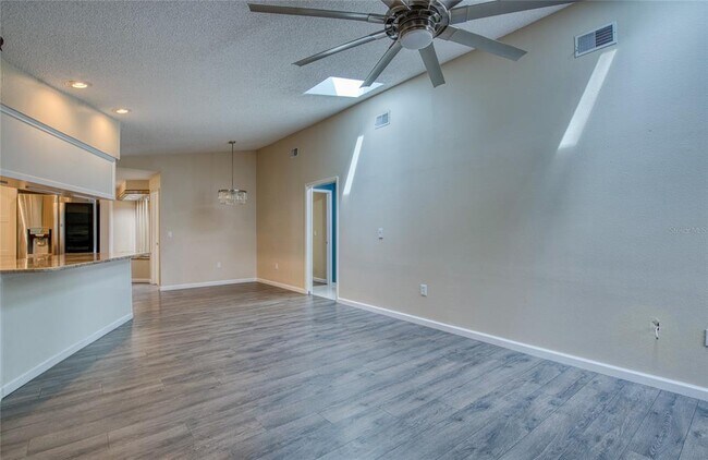 Building Photo - 2143 Salisbury Ct