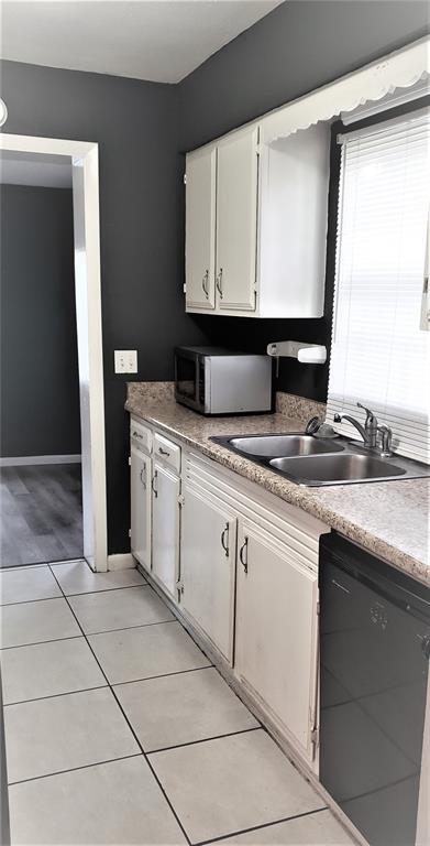 Building Photo - 5916 May St