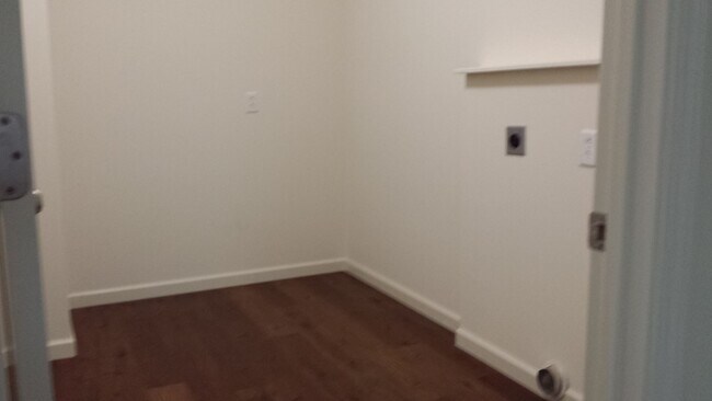 Building Photo - 708 S Henderson St