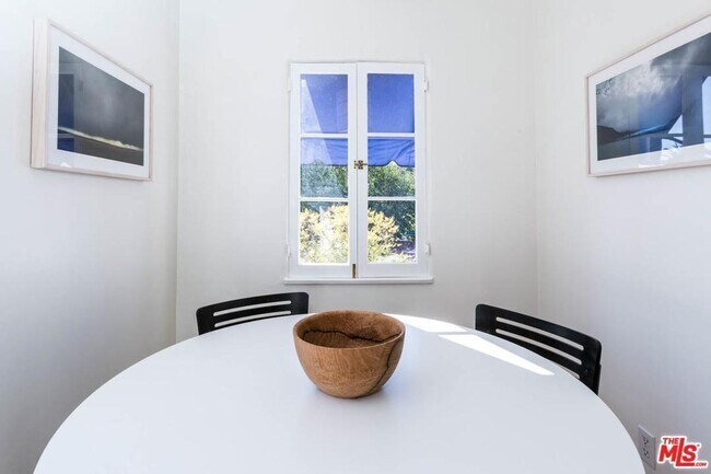 Building Photo - 1505 Occidental Blvd