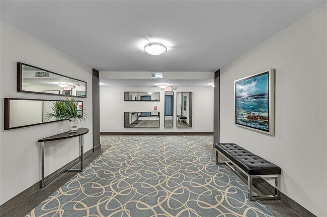 Building Photo - 3015 N Ocean Blvd