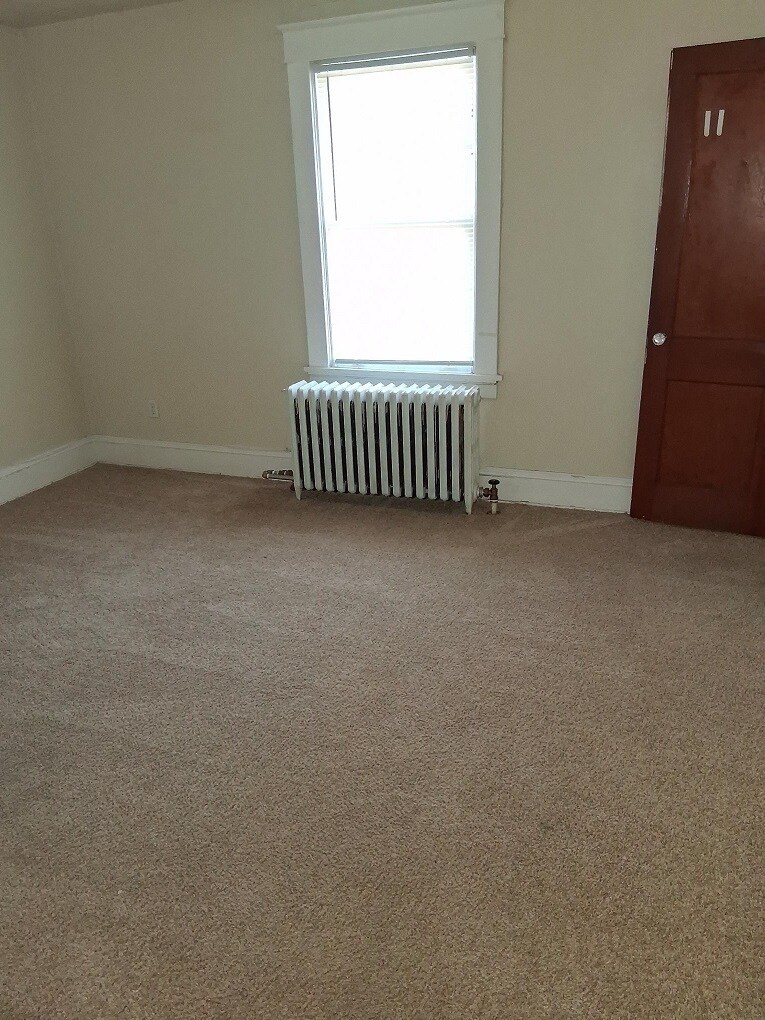 Building Photo - 2509 Seminary Ave