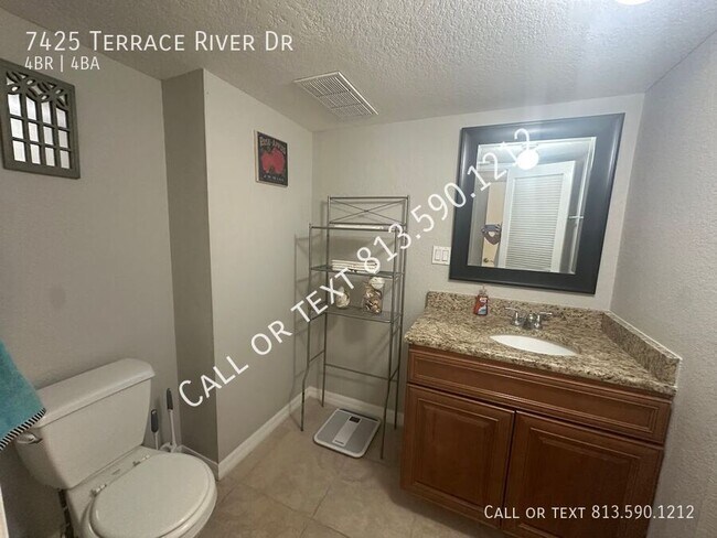Building Photo - 7425 Terrace River Dr