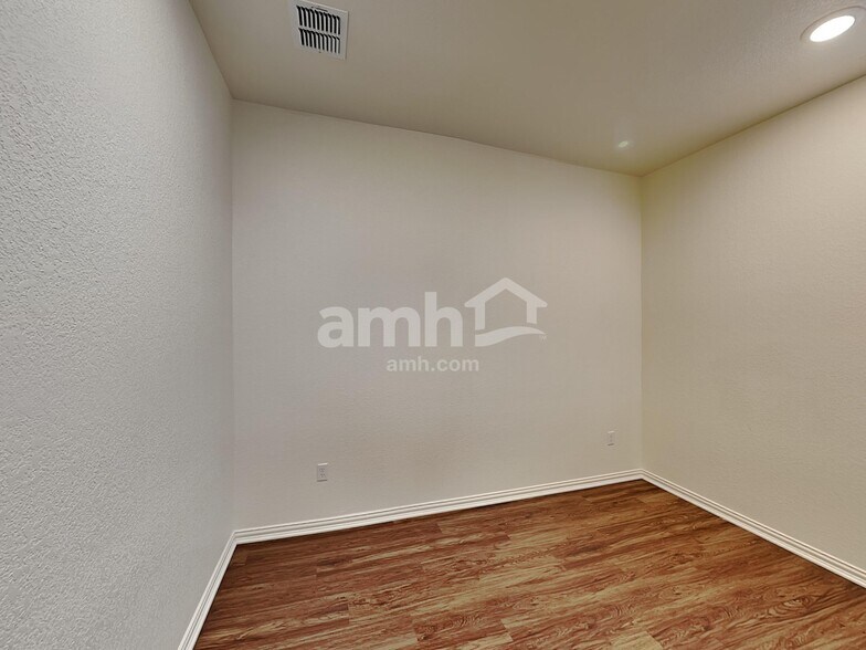 Building Photo - 281 Pebble Beach Run