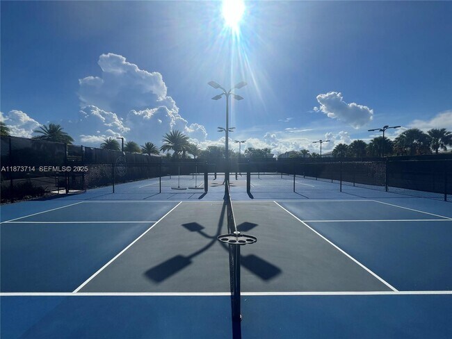 Building Photo - 17267 Windy Pointe Ln