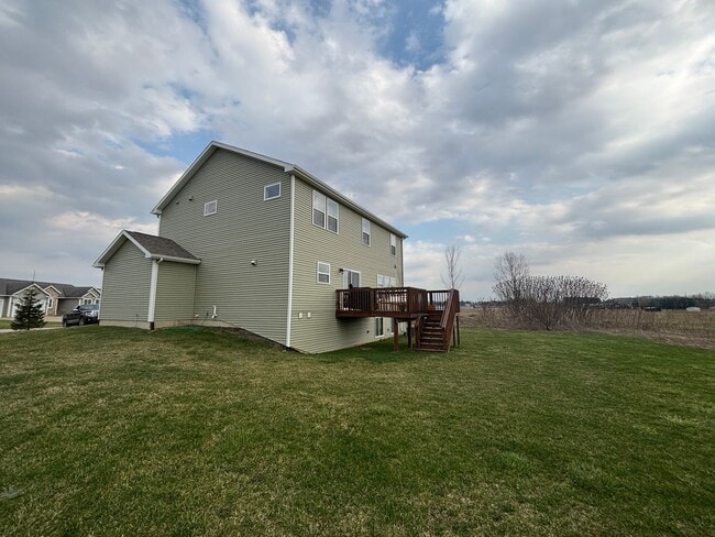 Building Photo - 4-bedroom, 2.5 bathroom, unfurnished New Construction (2022) Home