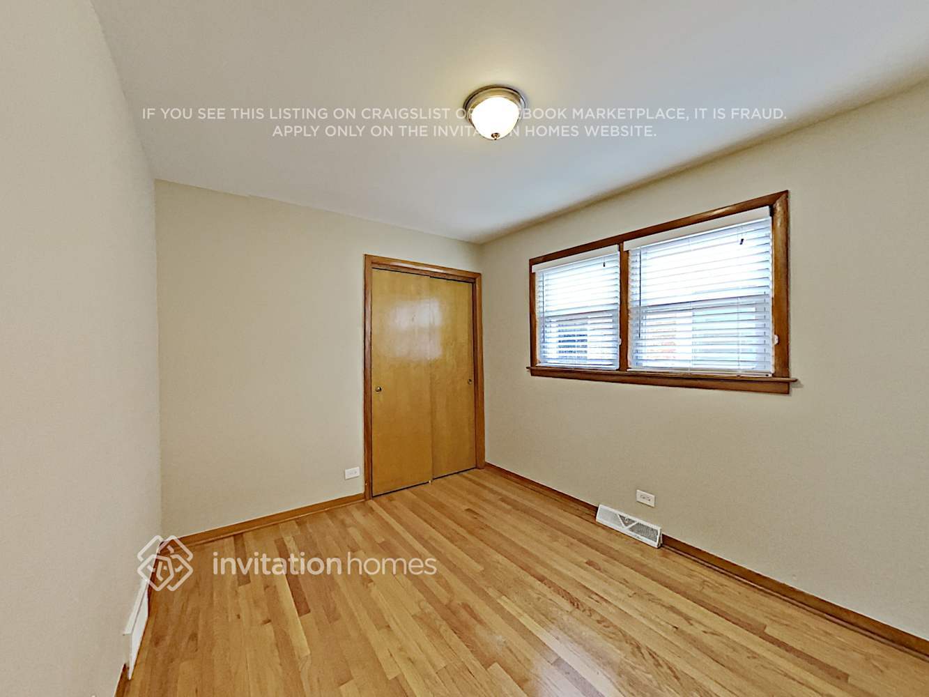 Building Photo - 6447 W 63rd Pl