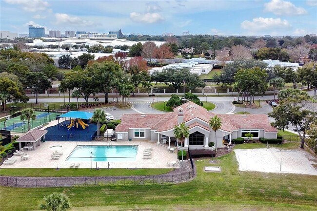 Building Photo - 7705 Apple Tree Cir