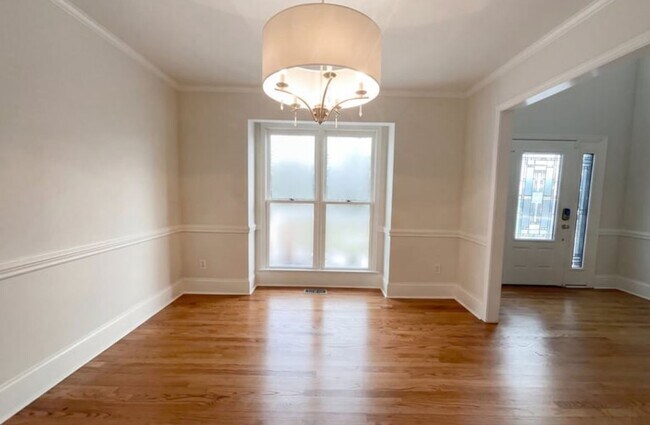 Building Photo - 122 W Tattersall Dr