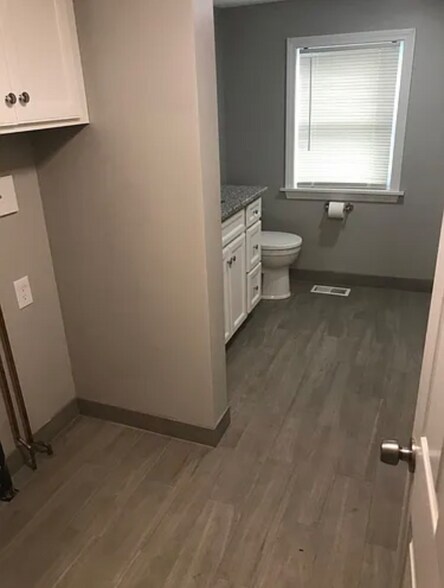 Building Photo - 3 Flagg Rd