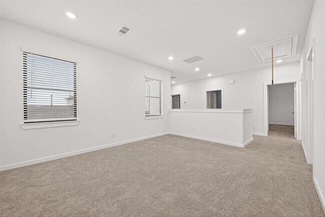 Building Photo - 3203 Home Ct