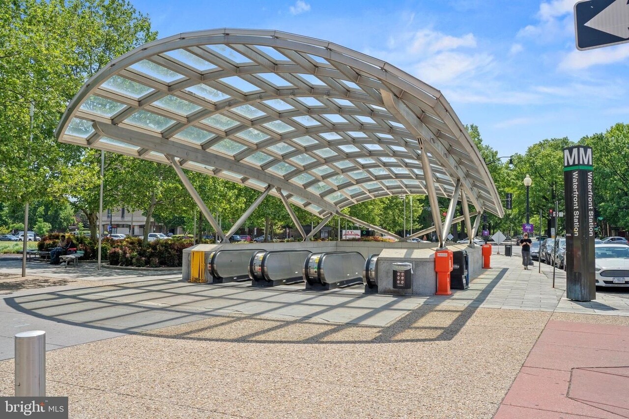 SW metro - 800 4th St SW