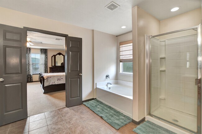 Building Photo - 6706 Lindale Manor Ct