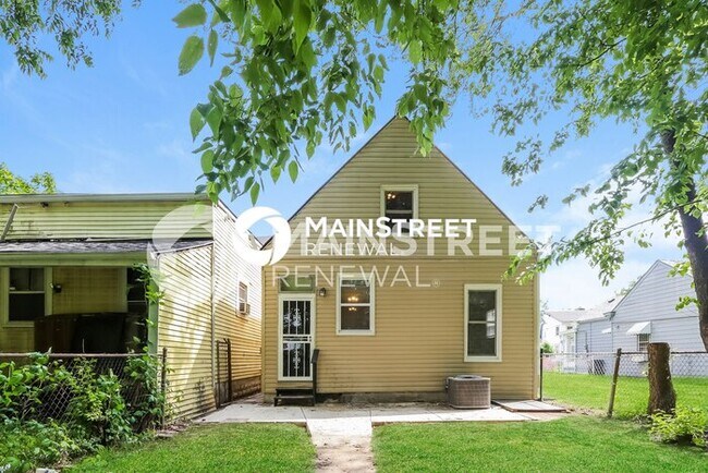 Building Photo - 5 Bedroom Pet-Friendly Home in Louisville,...