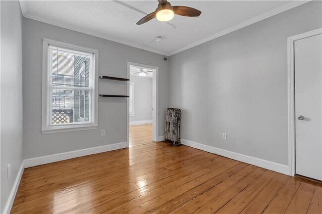 Building Photo - 244 Paradis Ave