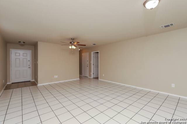 Building Photo - 2702 Antique Rose