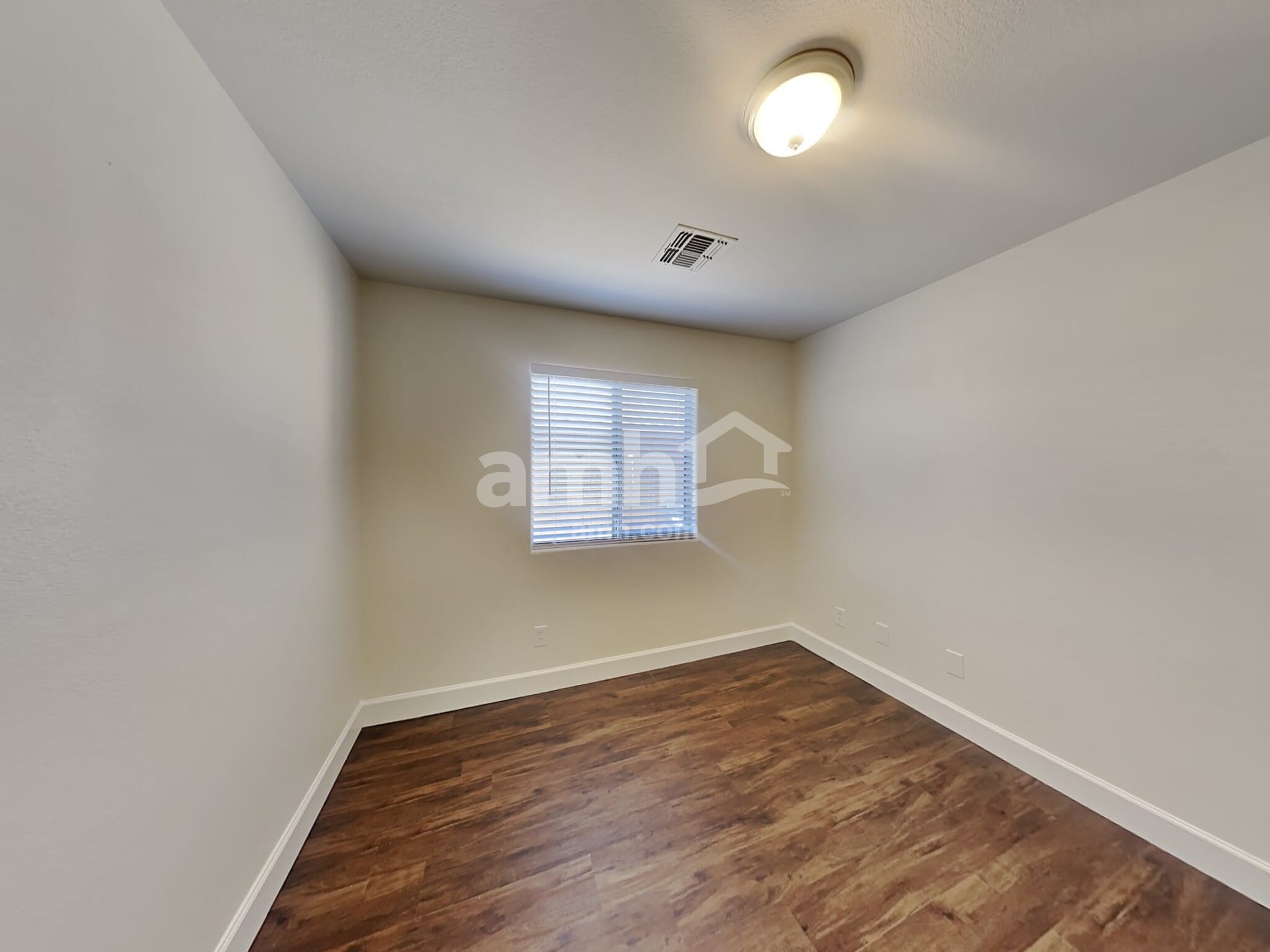 Building Photo - 12577 W Amelia Ave