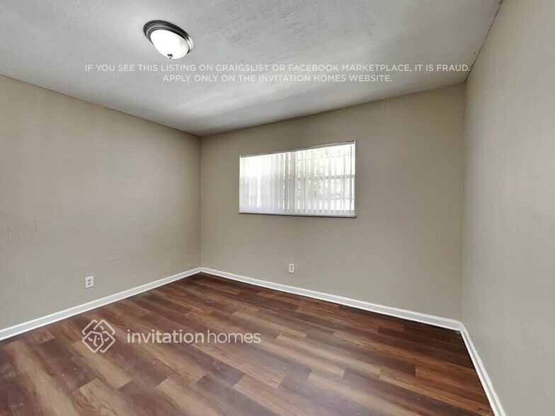 Building Photo - 5020 Taylor St