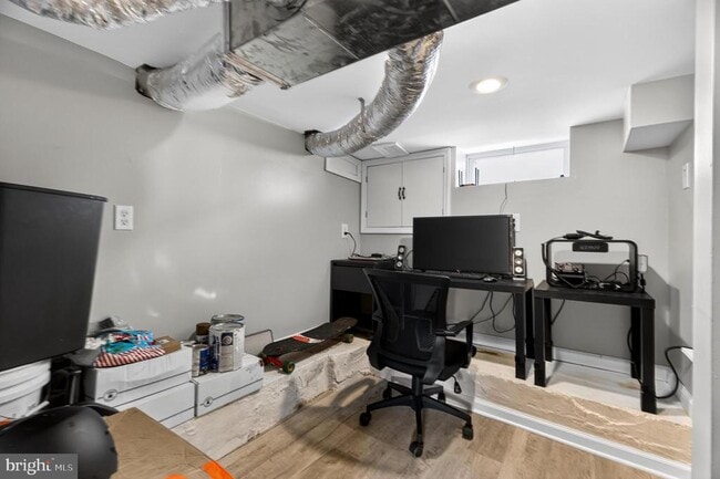 Building Photo - 621 Patterson Ave