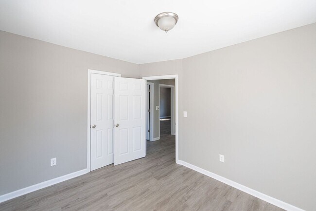 Building Photo - 4715 Green Glen Ln