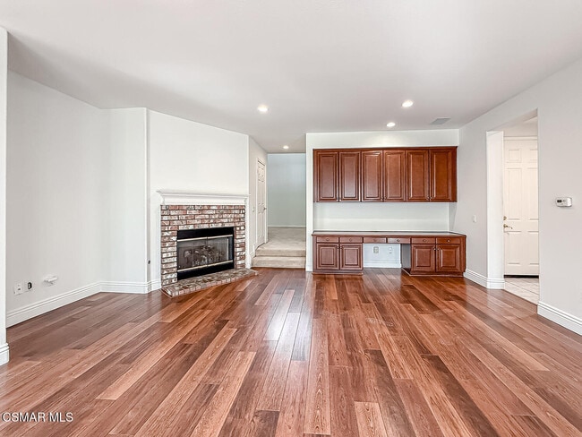 Building Photo - 780 Paseo De Leon