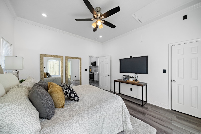 Building Photo - 2720 Briley St