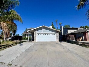 Building Photo - Spacious 3 Bedroom Menifee Home with Bonus...