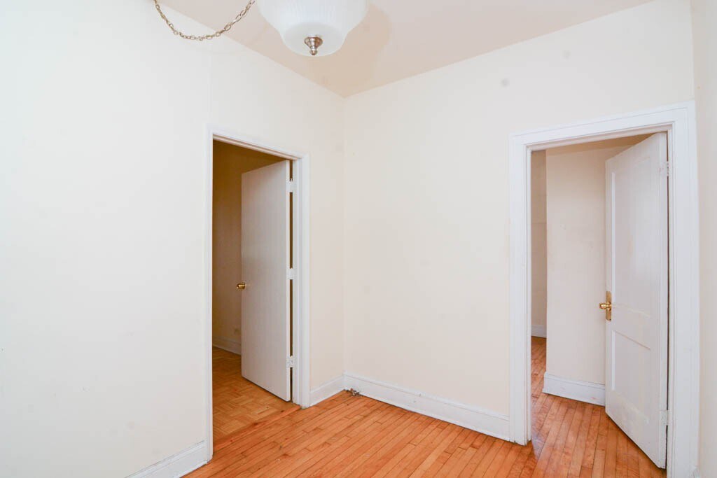 Building Photo - 2338 N Spaulding Ave