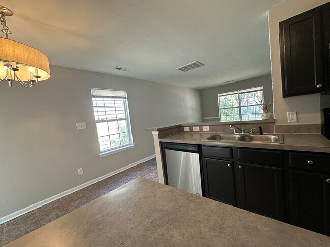 Building Photo - 12143 Brownestone View Dr