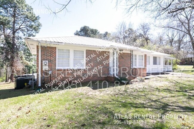 Building Photo - 1733 Shannon Rd