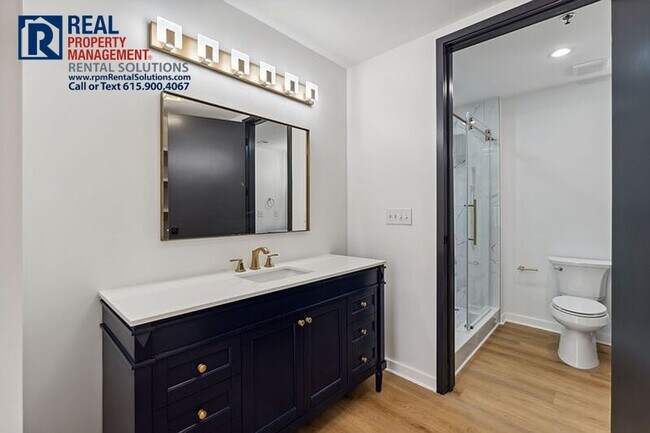 Building Photo - Modern, high-end condo in the ICON! So many amenities! Offering half off first months rent!