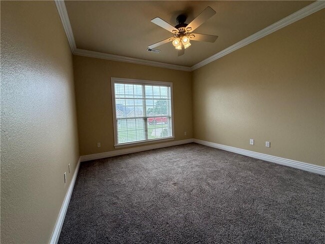 Building Photo - 5203 S Brooks Cir